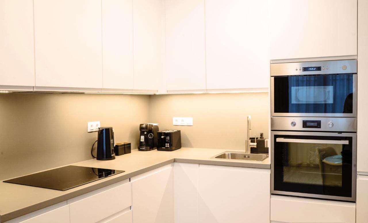 Tran Chien Apartment With Free Private Parking, Prague